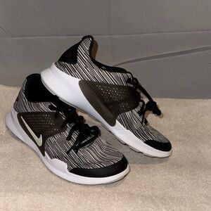 Nike Monochrome Striped Kids Athletic Shoes